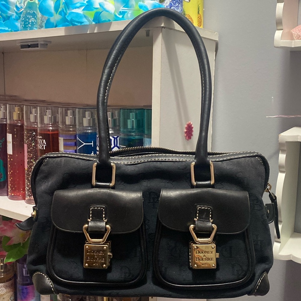 Dooney & Bourke (Authentic)